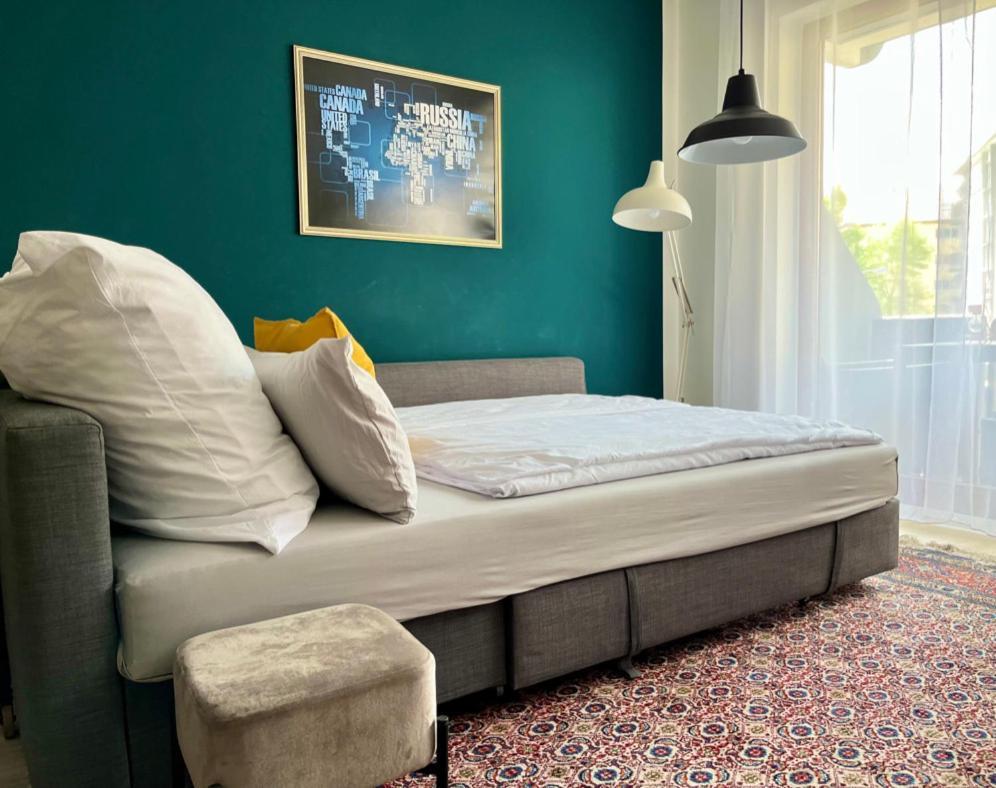 Living At Saarpartments -Adultsonly- 2 Bedrooms, Kitchen - Business & Holiday Apartments For Long- And Short Term Stay, 3 Min To Train Station, Secure E-Bike Parking! Σααρμπρύκεν Εξωτερικό φωτογραφία
